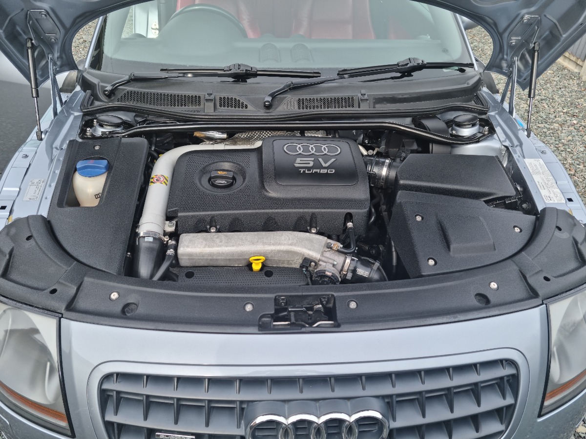 2003 Audi TT Image 4